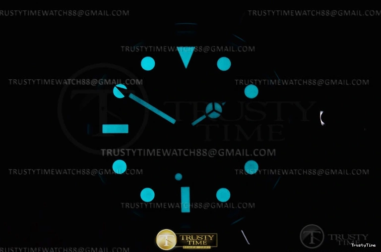 1206 Elegant Submariner 116610LV 904L Dia SS SS Grn Noob A 1080